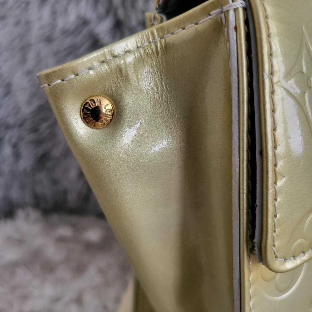 AUTHENTIC LOUIS VUITTON Spring Street Citrine Vernis Monogram Bag - Picture 11 of 15